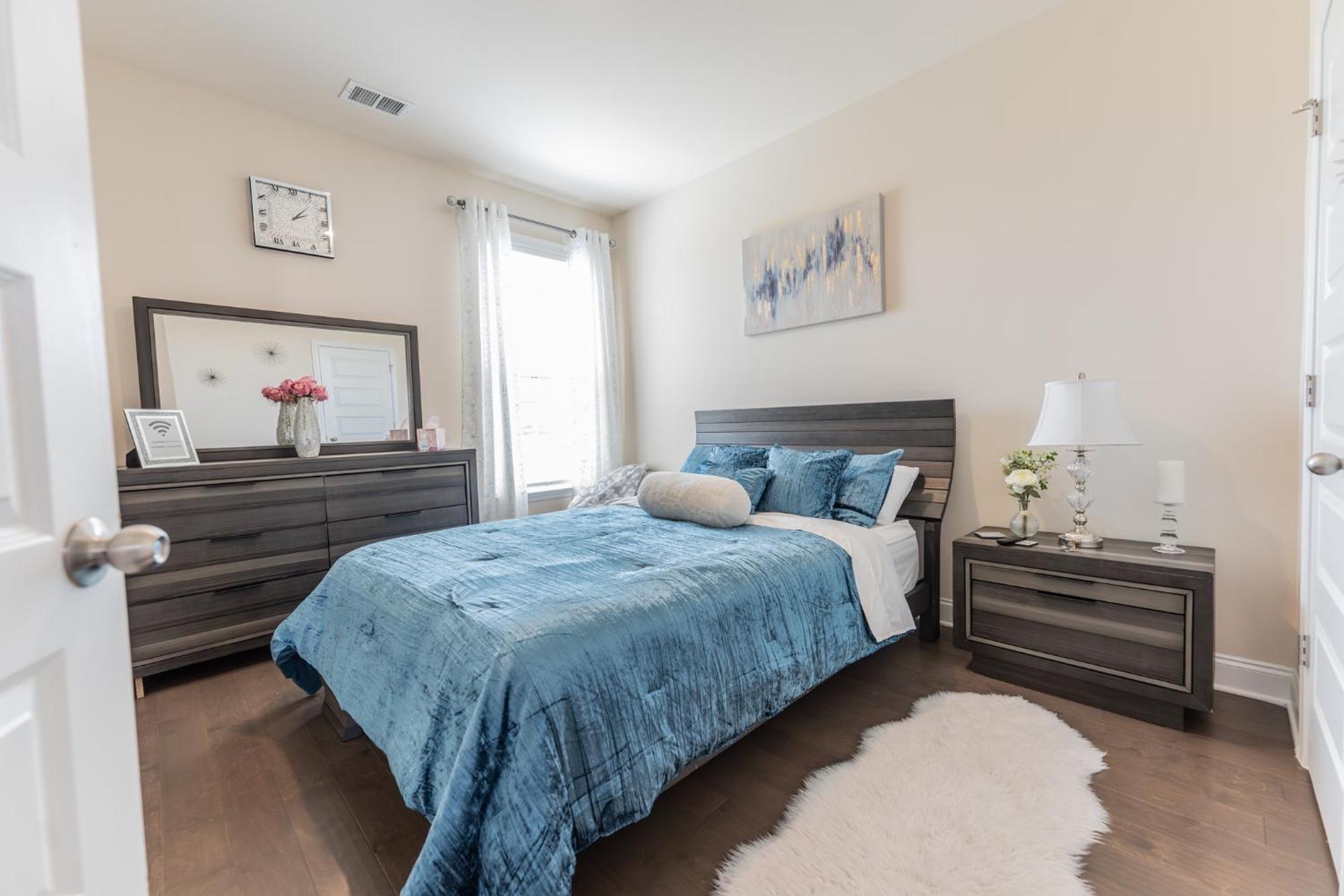 Luxury Bedroom With Private Bath Hampton Extérieur photo