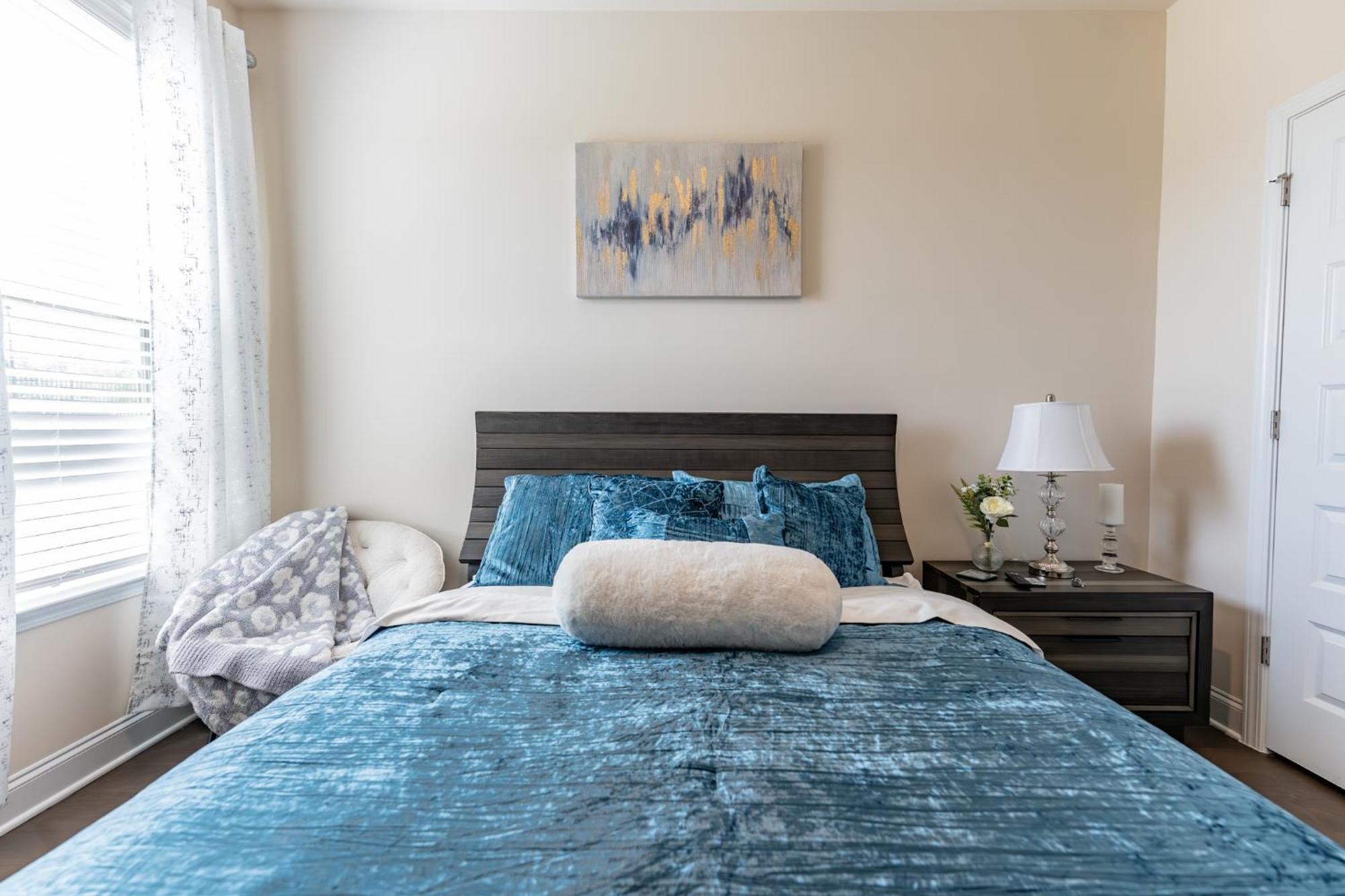 Luxury Bedroom With Private Bath Hampton Extérieur photo